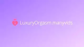 الطالب الساخن ينتشر ساقيها ويريد الأصابع