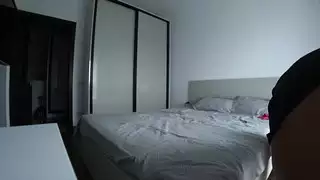 هذه الشقراء الإباحية تقبل كثيرًا مع هذا الرجل الذي يمارس الجنس معها بشكل أفضل