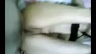 عماد بيلعب للبوه فى كسها تهيج يقوم يركبها ويعشر كسها الفاجر