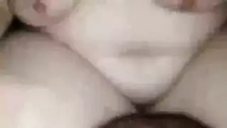 مومس اوى بجسم يهبل الواد ماسكها رزع وهيا تقول كمان ريح كسى