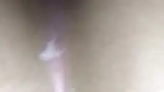الشرموطة تحب اللبن في & الطيز
