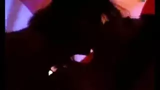 امرأة شقراء ساخنة ، ميراندا ميلر وجارتها السوداء الوسيم يقضيان ليلة جنسية جامحة