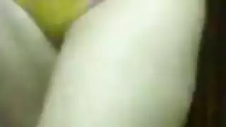 نونه اللبوه ترقص بشرمطه تهيج الدكر اللى بيفشخ كسمها فشخ ونيك