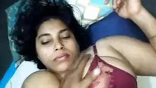 الزوجة العربية تظهر لها الشعر الهرة أنبوب الإباحية الحرة