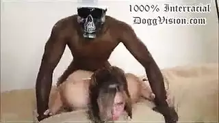 سكس اجنبي زنجي عنيف مشعر