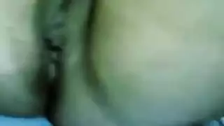 هند هايجه نيك مش قادره تمسك نفسها من كتر الهيجان وكسها ال بياكلها