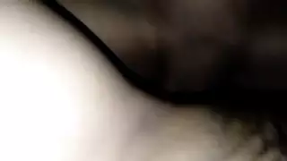صديقي العربي يسألني عن ممارسة الجنس في فندق