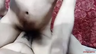 السكتات الدماغية النهائية في كس الأخت المسلمين أثناء سخيف بأسلوب تبشيري مع أنان صاخب حار باللغة الهندية الجزء