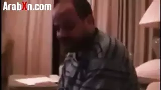 مصري ينيك زوجة اخوه المطلقة في الفندق