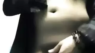 شرموطة مصرية محجبة تستعرض لنياكها